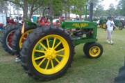 Quick Gallery: Vintage Tractors on Display in Alabama